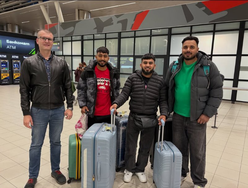 Workers arriving in Bulgaria, welcomed at the airport